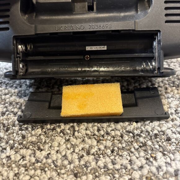 Set of 2 VTG LIFELONG Mini Baby Boom Box AM/FM Portable Radio Tested & Works - Picture 15 of 16